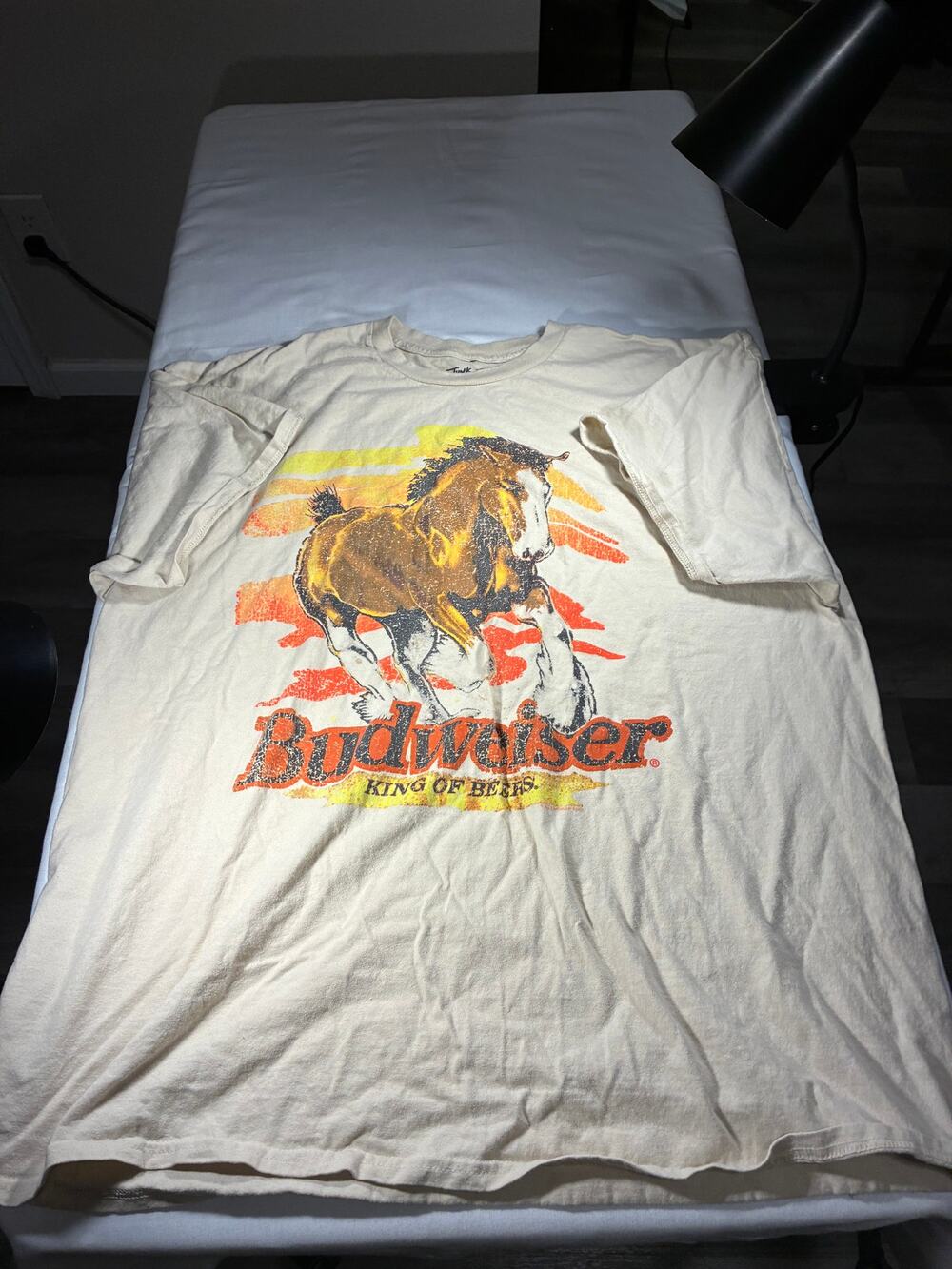 Junk Food Budweiser King of Beers Horse T-Shirt XL